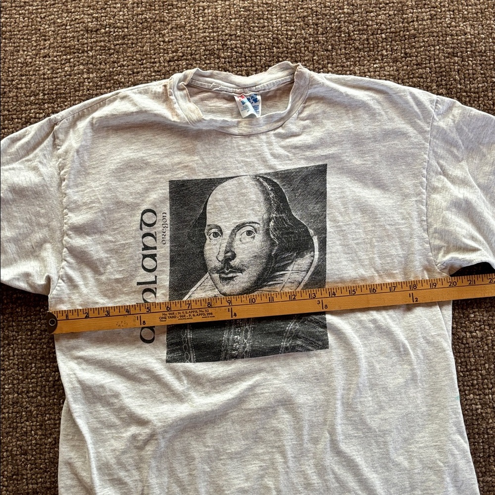 Vintage Shakespeare Tee - Picture 4 of 8